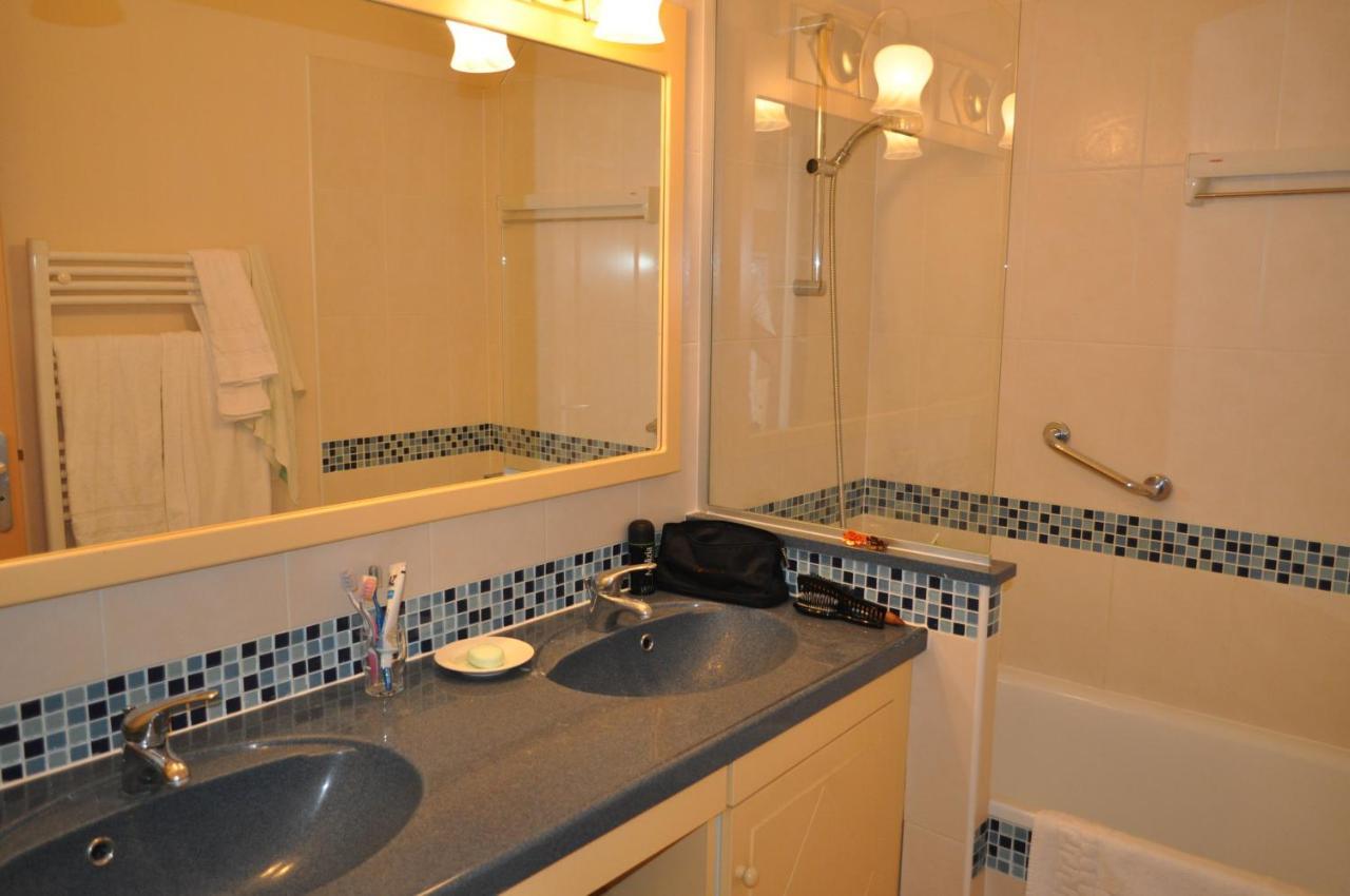 Inter-Residences Heliotel Marine Saint-Laurent-du-Var Zewnętrze zdjęcie