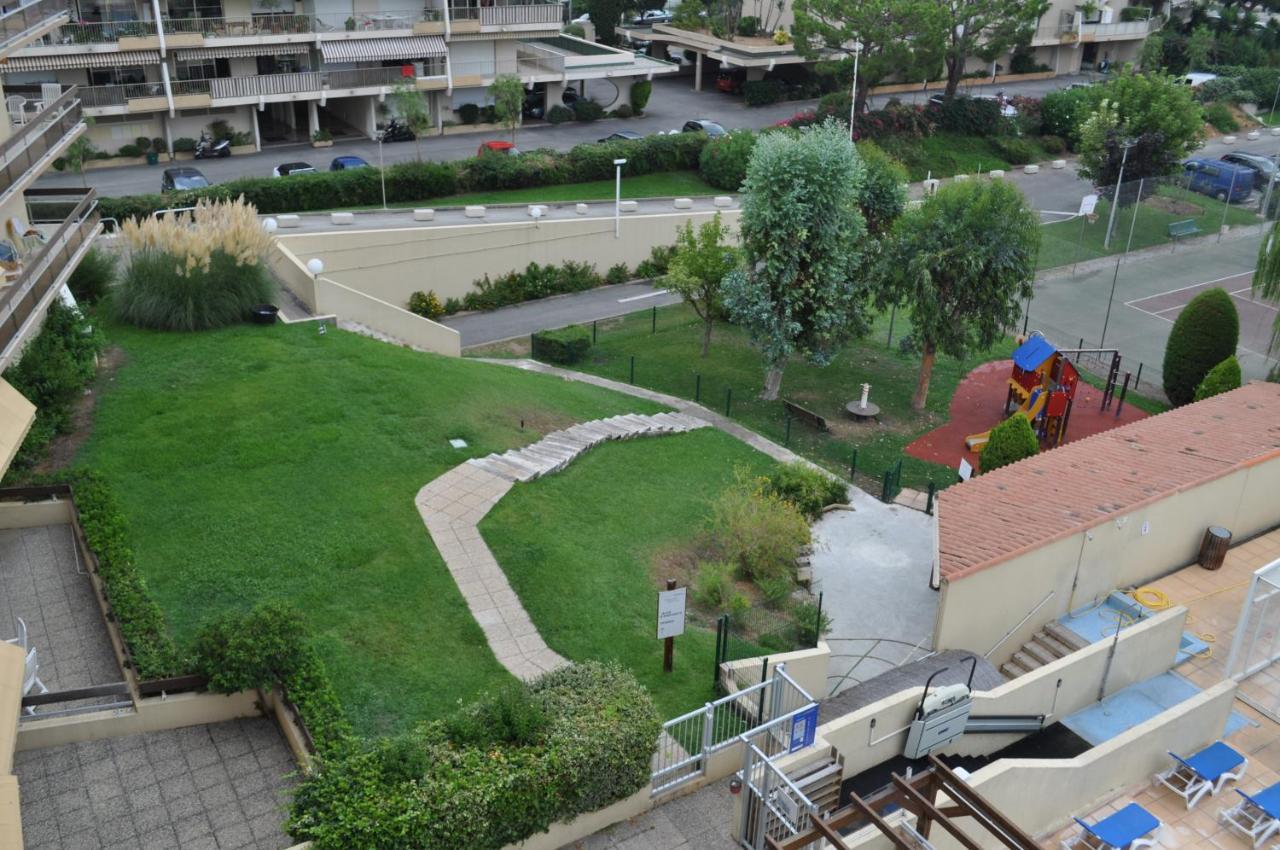 Inter-Residences Heliotel Marine Saint-Laurent-du-Var Zewnętrze zdjęcie