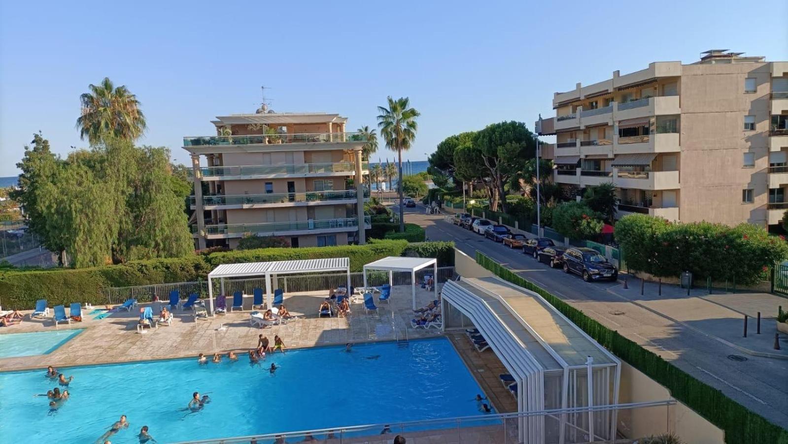 Inter-Residences Heliotel Marine Saint-Laurent-du-Var Zewnętrze zdjęcie